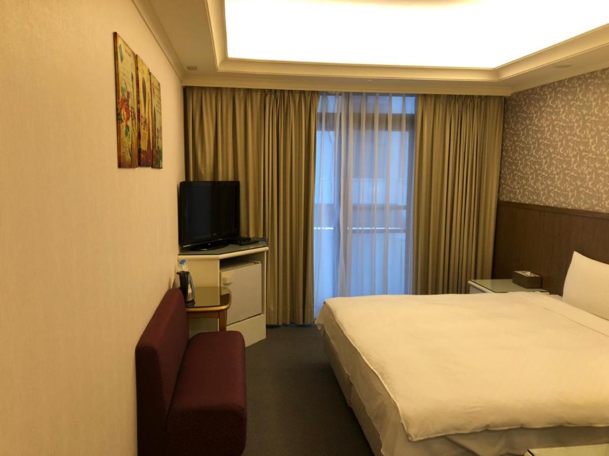 Good Life Hotel - Chunlai Tajpej Zewnętrze zdjęcie