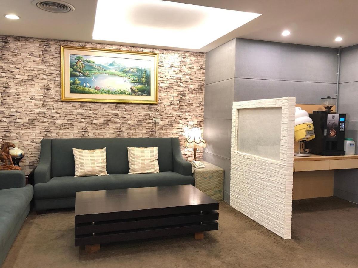 Good Life Hotel - Chunlai Tajpej Zewnętrze zdjęcie