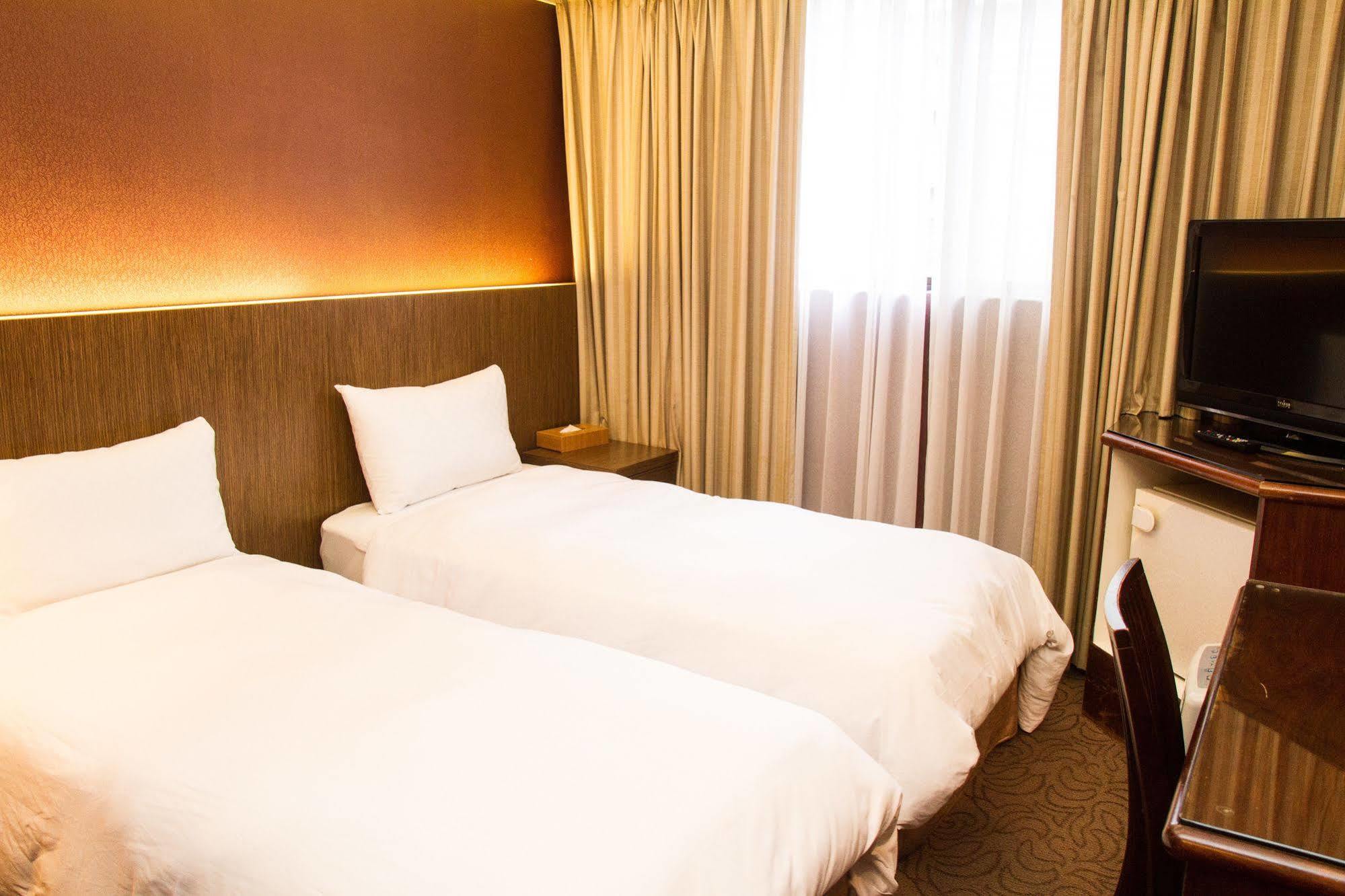 Good Life Hotel - Chunlai Tajpej Zewnętrze zdjęcie
